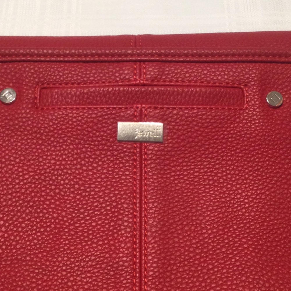 Jewell by thirty-one Red Faux Leather Crossbody - Picture 4 of 7